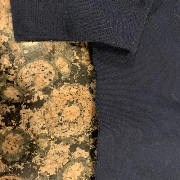 Queens University blue sweatshirt cropped women size small - Picture 3 of 3